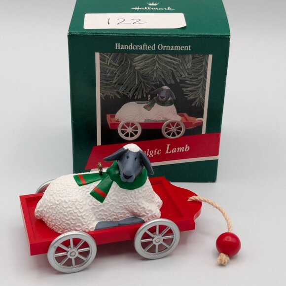Hallmark Keepsake Nostalgic Lamb 1989, Vintage Christmas Ornament - Picture 2 of 12